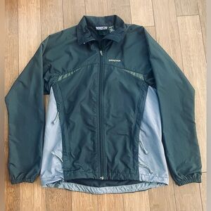 Patagonia Black and Gray Windbreaker